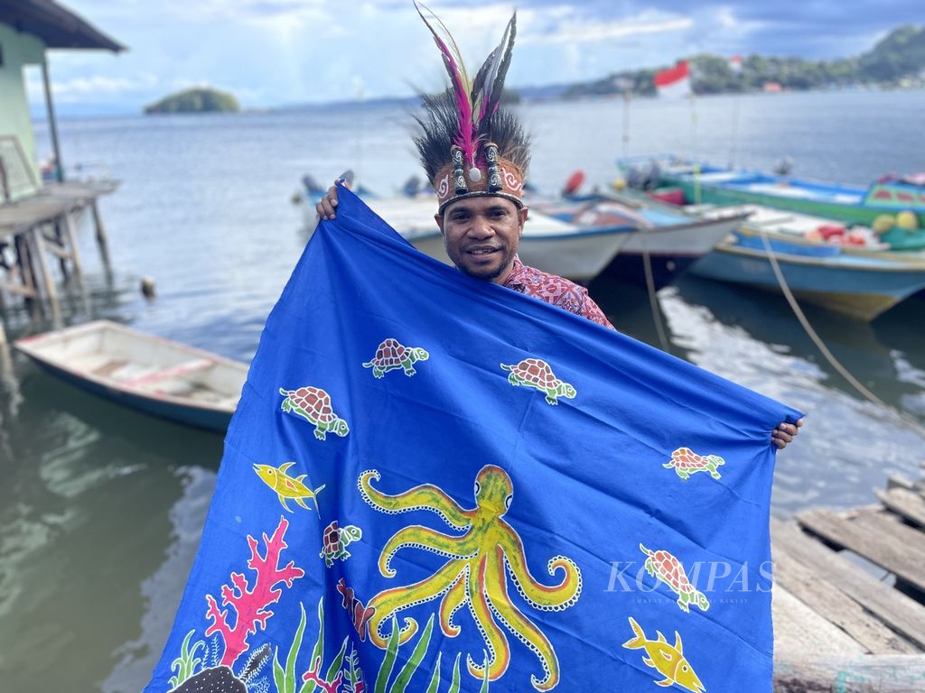 Dedication to Caring for West Papua Coastal Batik