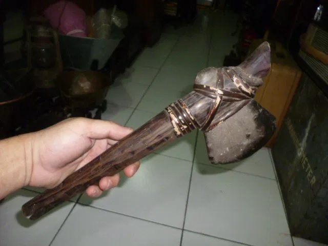 papuan stone ax